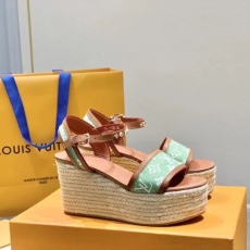 Louis Vuitton Sandals